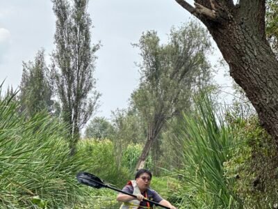 Late-Morning Kayak Tour in Xochimilco